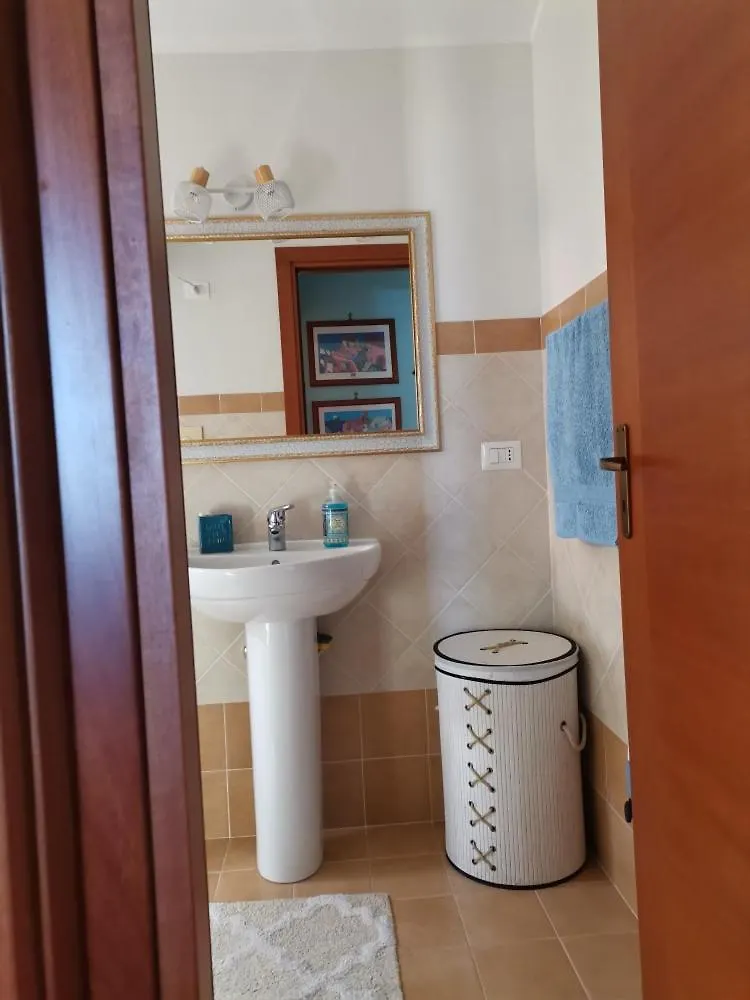 شقة Casa Azzurra Con Vista Mare Isola di Ustica 0*,